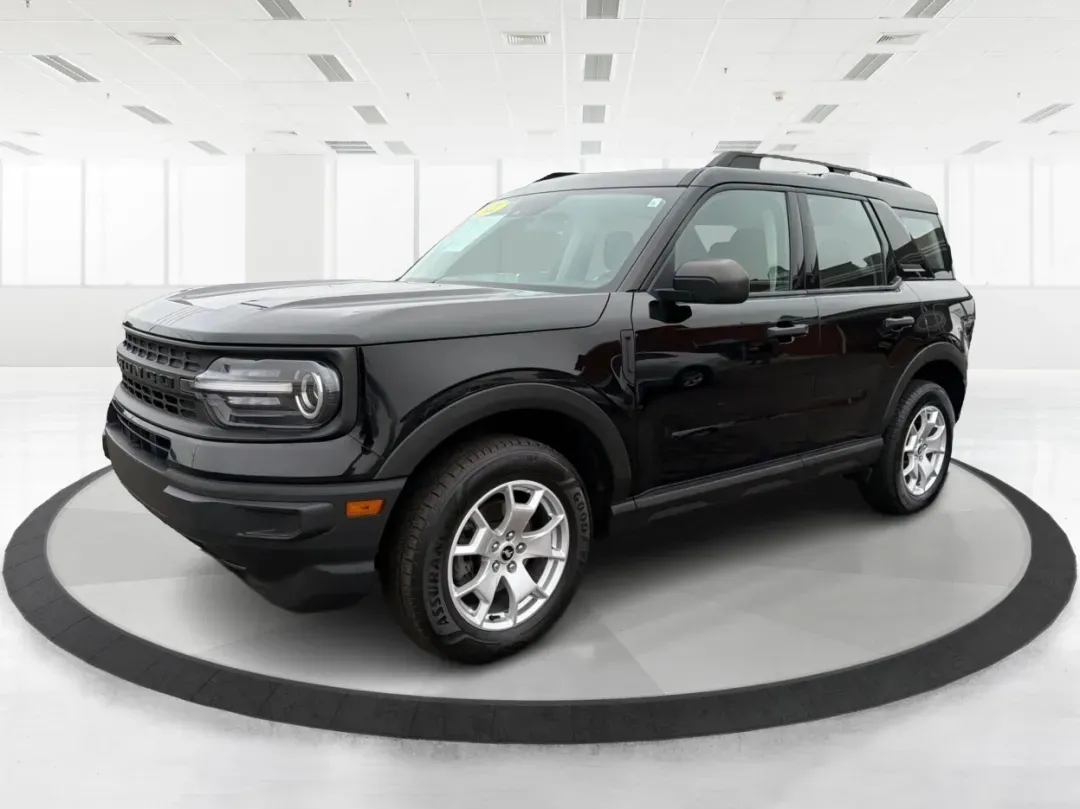 2021 Ford Bronco Sport Base (3FMCR9A63MR) with an Other engine, located at 1230 East Main St, Xenia, OH, 45385, (937) 908-9800, 39.688026, -83.910172 - Experience adventure like never before with the rugged 2021 Ford Bronco Sport Base, now available at Advantage Car and Credit in Xenia, OH! Perfect for outdoor enthusiasts and weekend warriors, this versatile SUV is designed to handle both urban streets and off-road trails. With stylish elegance and - Photo#8