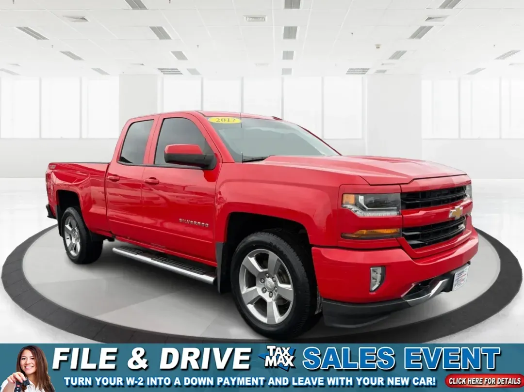 2017 Chevrolet Silverado 1500 2LT (1GCVKREC2HZ) with an EcoTec3 4.3L V-6 gasoline direct injection engine, located at 4508 South Dixie Dr, Moraine, OH, 45439, (937) 908-9800, 39.689976, -84.218452 - **Unleash Adventure with the 2017 Chevrolet Silverado 1500 at Advantage Car and Credit Moraine, OH!**<br /> <br /> Are you ready to conquer your daily commute or embark on thrilling weekend adventures? The 2017 Chevrolet Silverado 1500 is more than just a truck; it's a lifestyle choice perfect for - Photo#0