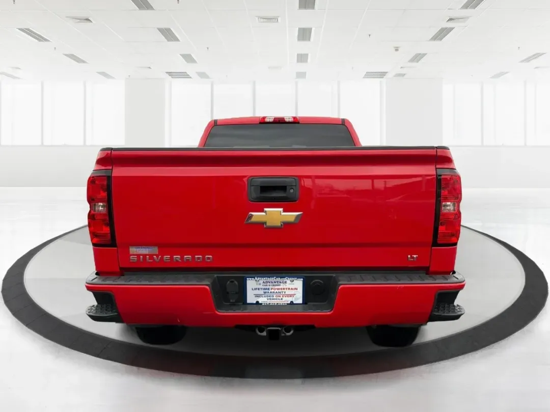 2017 Chevrolet Silverado 1500 2LT (1GCVKREC2HZ) with an EcoTec3 4.3L V-6 gasoline direct injection engine, located at 1184 Kauffman Ave, Fairborn, OH, 45324, (937) 908-9800, 39.807072, -84.030914 - **Unleash Adventure with the 2017 Chevrolet Silverado 1500 at Advantage Car and Credit Moraine, OH!**<br /> <br /> Are you ready to conquer your daily commute or embark on thrilling weekend adventures? The 2017 Chevrolet Silverado 1500 is more than just a truck; it's a lifestyle choice perfect for - Photo#3