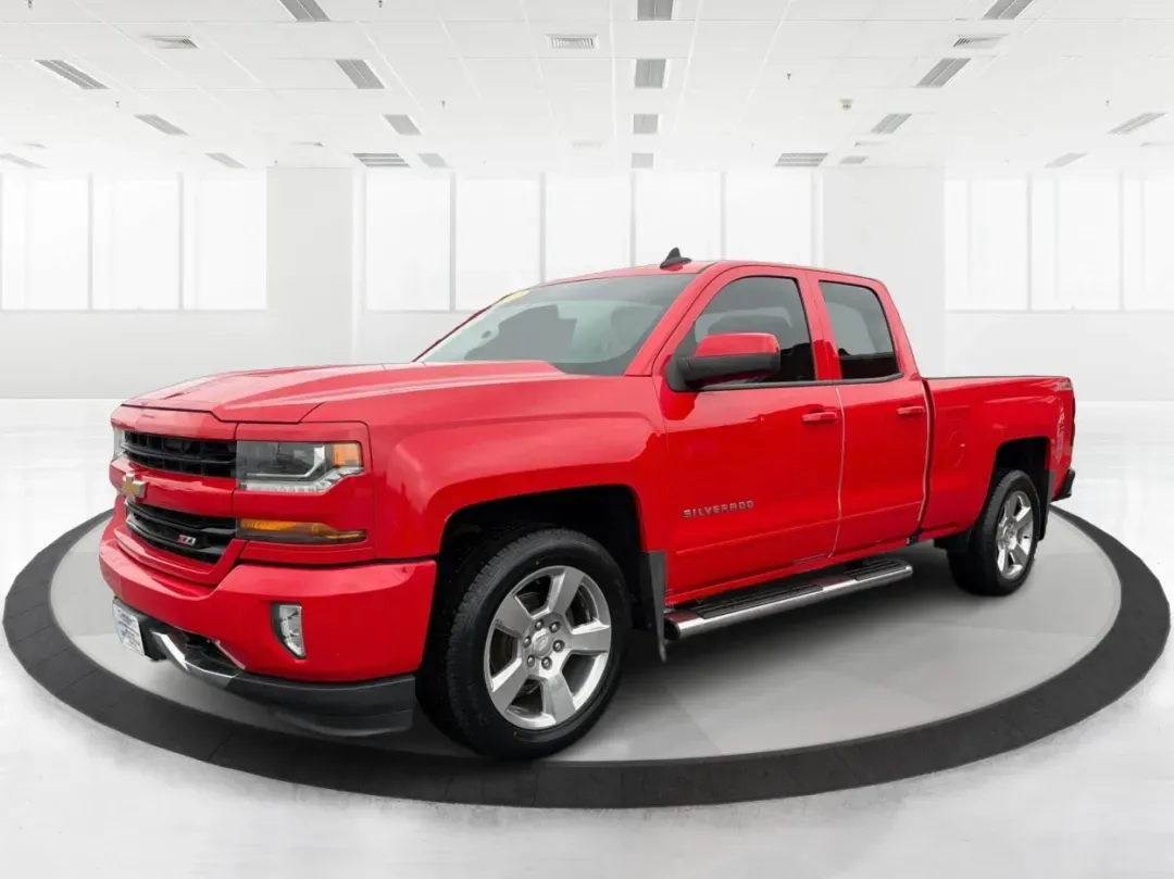2017 Chevrolet Silverado 1500 2LT (1GCVKREC2HZ) with an EcoTec3 4.3L V-6 gasoline direct injection engine, located at 1184 Kauffman Ave, Fairborn, OH, 45324, (937) 908-9800, 39.807072, -84.030914 - **Unleash Adventure with the 2017 Chevrolet Silverado 1500 at Advantage Car and Credit Moraine, OH!**<br /> <br /> Are you ready to conquer your daily commute or embark on thrilling weekend adventures? The 2017 Chevrolet Silverado 1500 is more than just a truck; it's a lifestyle choice perfect for - Photo#8