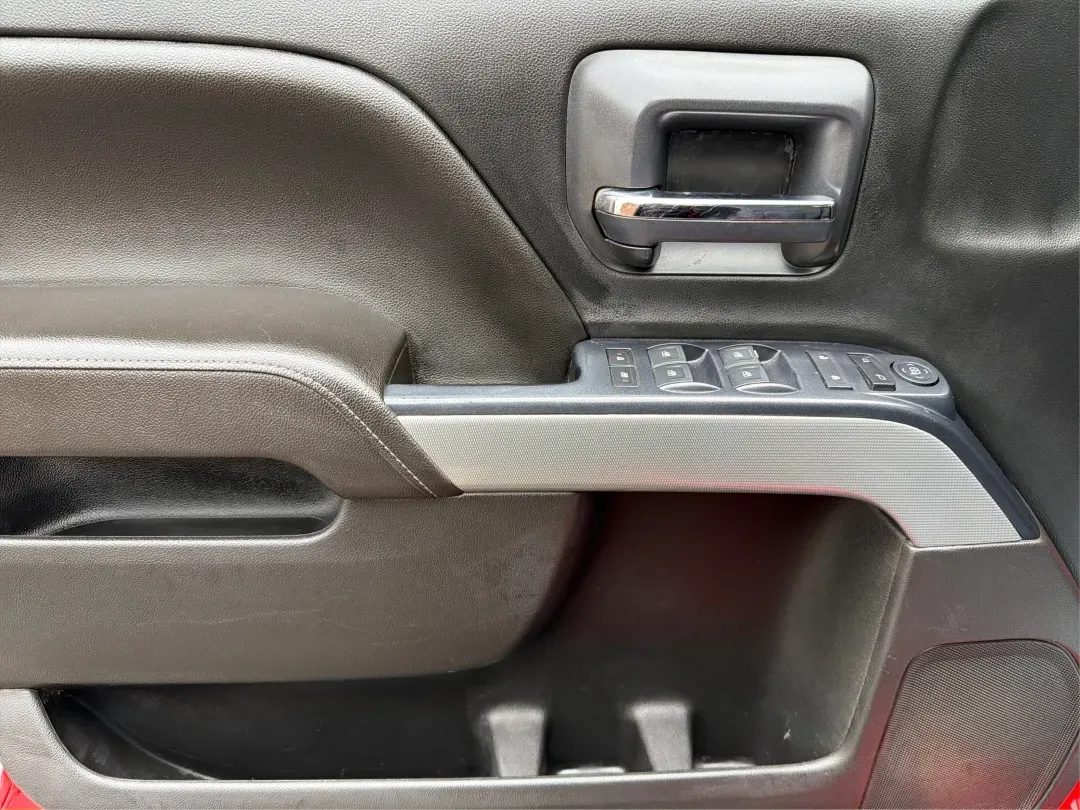 2017 Chevrolet Silverado 1500 2LT (1GCVKREC2HZ) with an EcoTec3 4.3L V-6 gasoline direct injection engine, located at 1184 Kauffman Ave, Fairborn, OH, 45324, (937) 908-9800, 39.807072, -84.030914 - **Unleash Adventure with the 2017 Chevrolet Silverado 1500 at Advantage Car and Credit Moraine, OH!**<br /> <br /> Are you ready to conquer your daily commute or embark on thrilling weekend adventures? The 2017 Chevrolet Silverado 1500 is more than just a truck; it's a lifestyle choice perfect for - Photo#18