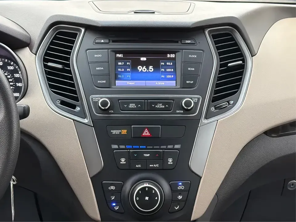 2017 Hyundai Santa Fe 2.4L (5NMZTDLB2HH) with an Theta II 2.4L I-4 gasoline direct injection engine, 6A transmission, located at 1951 S Dayton Lakeview Rd., New Carlisle, OH, 45344, (937) 908-9800, 39.890999, -84.050255 - **Elevate Your Family Adventures with the 2017 Hyundai Santa Fe at Advantage Car and Credit!**<br /> <br /> Are you searching for the perfect vehicle to accommodate your growing family or to enhance your weekend getaways? Look no further! The 2017 Hyundai Santa Fe is a versatile and spacious SUV des - Photo#13