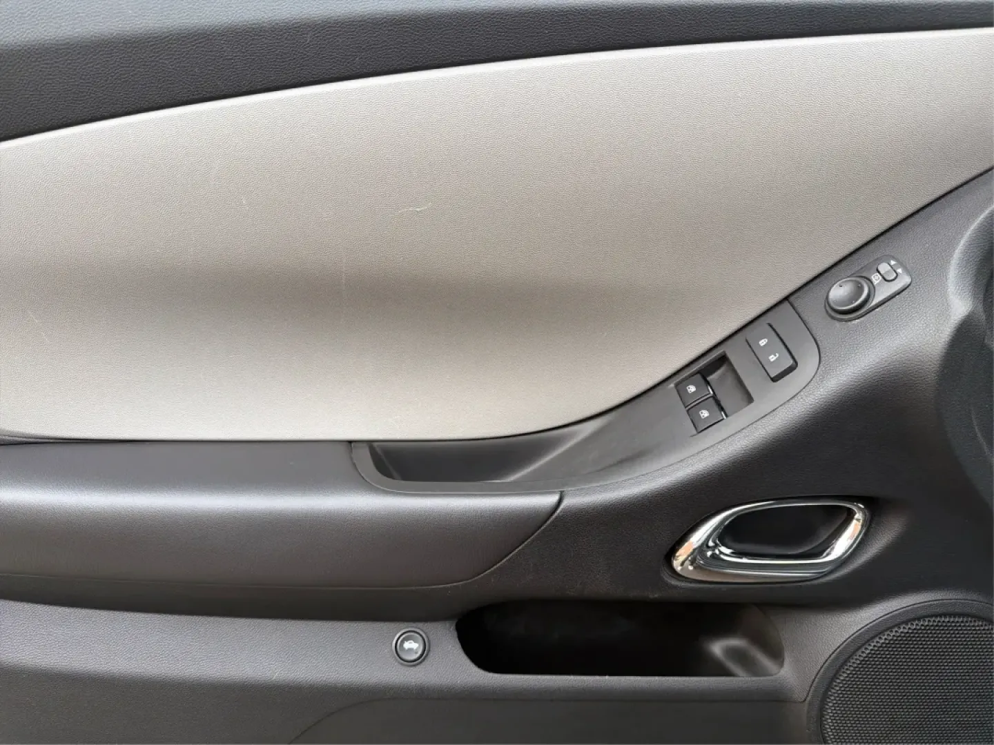 2013 Chevrolet Camaro 2LS (2G1FA1E35D9) with an 3.6L V-6 gasoline direct injection engine, located at 8750 N County Rd 25A, Piqua, OH, 45356, (937) 908-9800, 40.164391, -84.232513 - Experience the thrill of the open road with the 2013 Chevrolet Camaro 2LS, an exhilarating coupe that effortlessly blends style, performance, and practicality. Ideal for weekend adventures, daily commuting, or simply turning heads as you cruise through Troy, OH, this vehicle is built for those who a - Photo#18