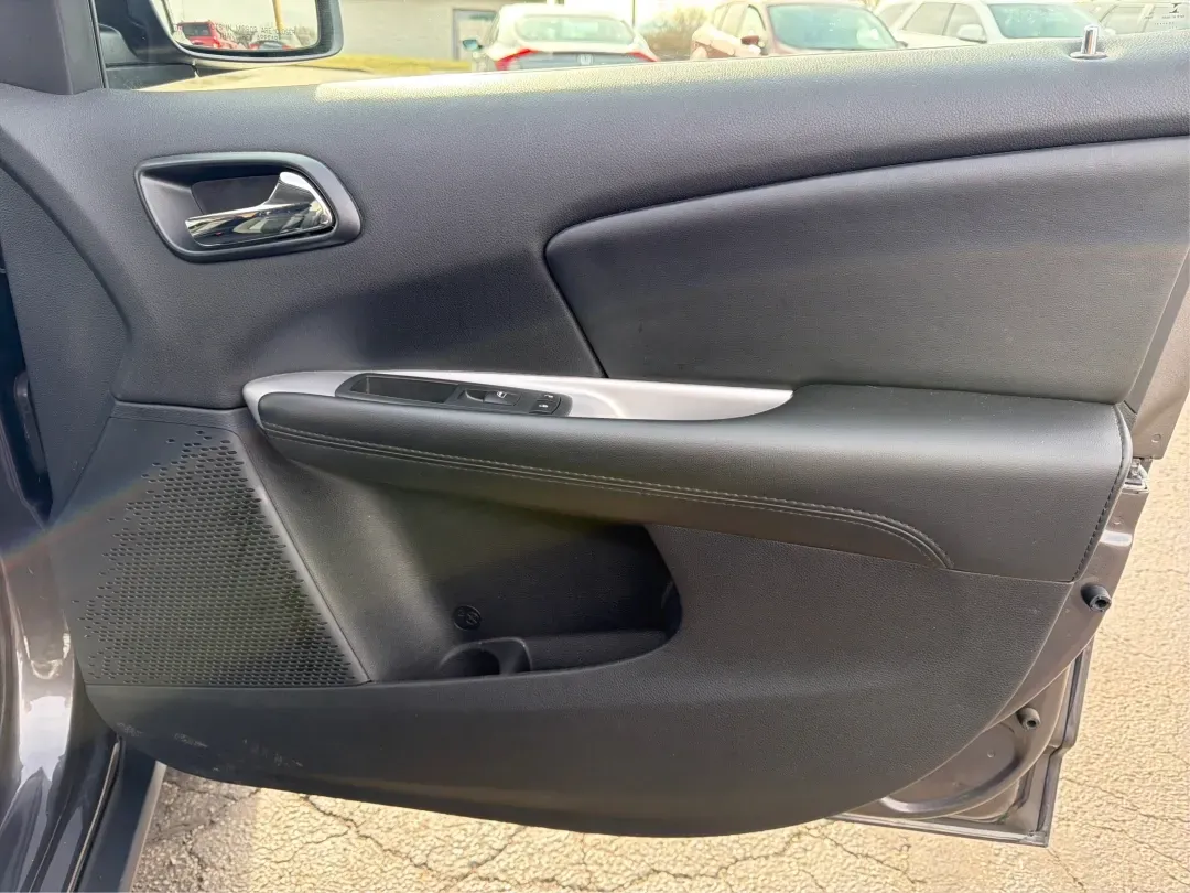 2020 Dodge Journey SE Value (3C4PDCABXLT) with an Tigershark MultiAir 2.4L I-4 DOHC engine, located at 1951 S Dayton Lakeview Rd., New Carlisle, OH, 45344, (937) 908-9800, 39.890999, -84.050255 - **Discover Adventure with the 2020 Dodge Journey SE Value - Perfect for Your Family Road Trips!**<br /> <br /> Are you ready to elevate your family's adventures or daily commutes? Look no further than the 2020 Dodge Journey SE Value SUV, available now at Advantage Car and Credit - Riverside! This ve - Photo#20