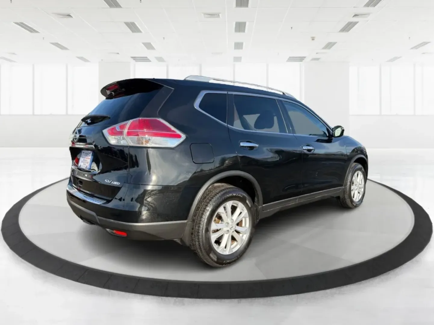 2016 Nissan Rogue SV (KNMAT2MV1GP) with an 2.5L I-4 DOHC engine, located at 880 E. National Road, Vandalia, OH, 45377, (937) 908-9800, 39.891918, -84.183594 - **Experience Adventure with the 2016 Nissan Rogue SV at Advantage Car and Credit - Vandalia!**<br /> <br /> Are you ready to elevate your daily commute or take weekend adventures to the next level? The 2016 Nissan Rogue SV is here to provide you with the perfect blend of comfort, versatility, and ca - Photo#2