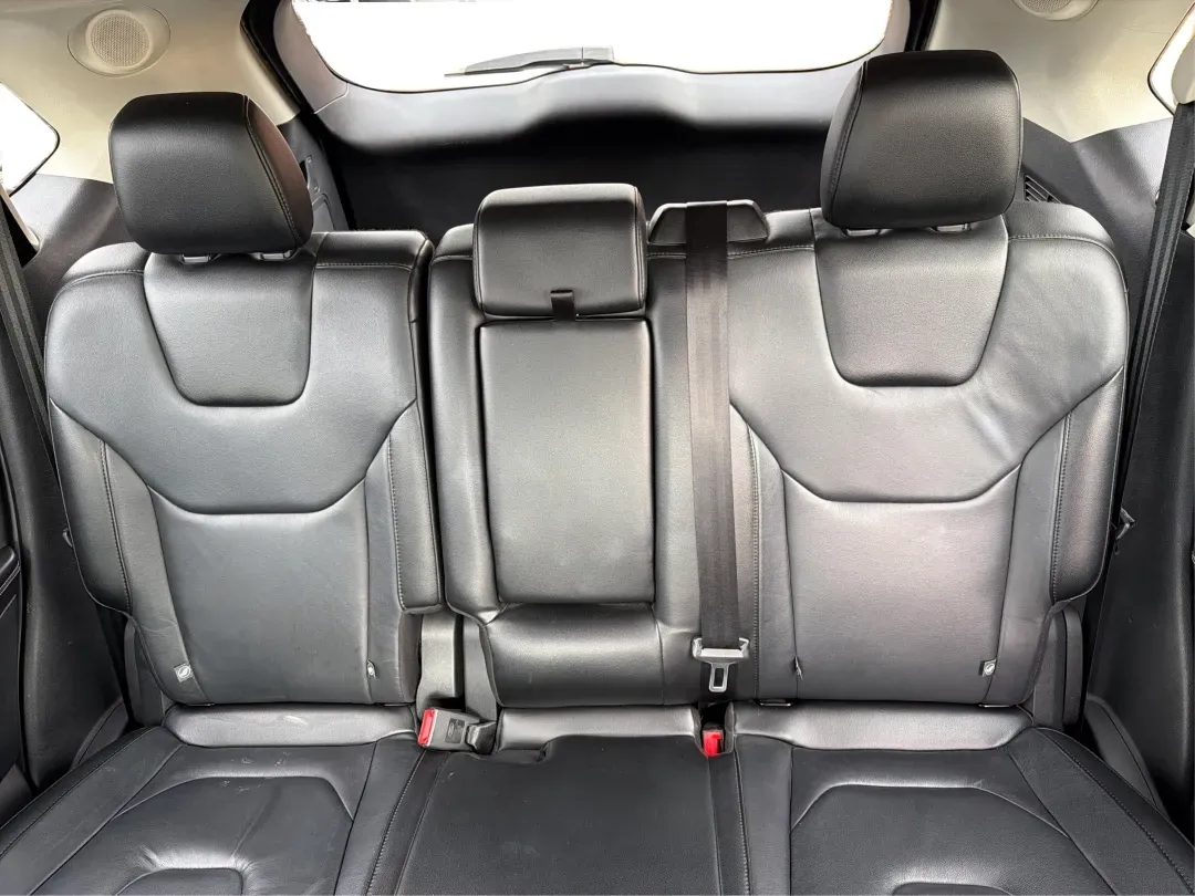 2015 Ford Edge Titanium (2FMTK3K89FB) with an Other engine, located at 8750 N County Rd 25A, Piqua, OH, 45356, (937) 908-9800, 40.164391, -84.232513 - **Explore New Horizons with the 2015 Ford Edge Titanium at Advantage Car and Credit**<br /> <br /> If you're on the hunt for a versatile SUV that can handle anything from daily commutes to weekend adventures, look no further than the 2015 Ford Edge Titanium. This sporty utility vehicle is the perfec - Photo#14