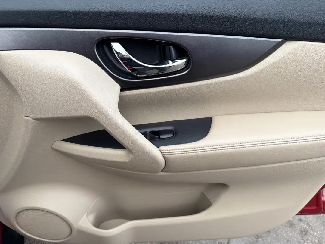 2015 Nissan Rogue S (KNMAT2MT8FP) with an 2.5L I-4 DOHC engine, located at 8750 N County Rd 25A, Piqua, OH, 45356, (937) 908-9800, 40.164391, -84.232513 - **Discover Your Next Adventure with the 2015 Nissan Rogue at Advantage Car and Credit - Piqua**<br /> <br /> Are you ready to elevate your family outings, weekend getaways, or daily commutes? Look no further than the stunning 2015 Nissan Rogue, available now at Advantage Car and Credit, your trusted - Photo#18