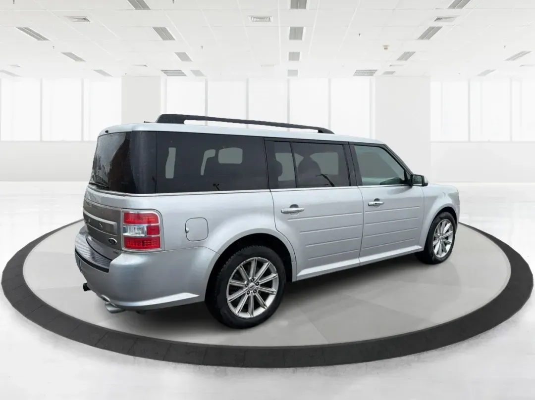 2016 Ford Flex Limited (2FMHK6D8XGB) with an 3.5L V-6 DOHC engine, located at 1099 N County Rd 25A, Troy, OH, 45373, (937) 908-9800, 40.057079, -84.212883 - **Adventure Awaits with the 2016 Ford Flex Limited Perfect for Family Road Trips!**<br /> <br /> Looking for the ideal family vehicle that combines spaciousness, comfort, and reliability? At Advantage Car and Credit in Troy, OH, we present the 2016 Ford Flex Limited, an SUV designed for all your fa - Photo#2