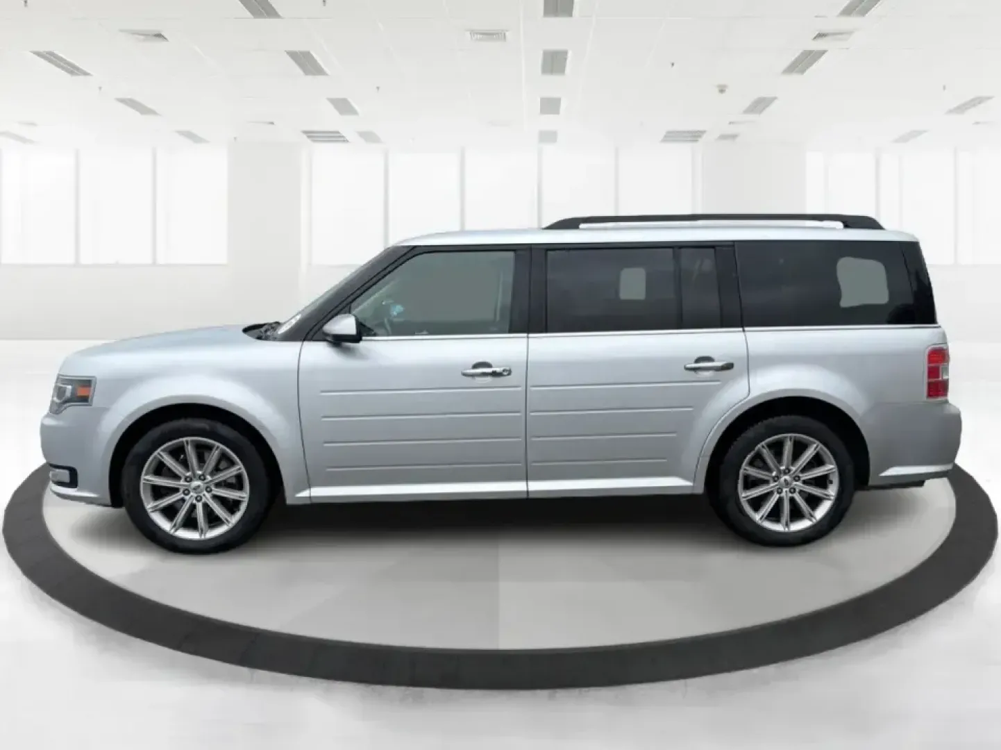 2016 Ford Flex Limited (2FMHK6D8XGB) with an 3.5L V-6 DOHC engine, 6A transmission, located at 1099 N County Rd 25A, Troy, OH, 45373, (937) 908-9800, 40.057079, -84.212883 - **Adventure Awaits with the 2016 Ford Flex Limited Perfect for Family Road Trips!**<br /> <br /> Looking for the ideal family vehicle that combines spaciousness, comfort, and reliability? At Advantage Car and Credit in Troy, OH, we present the 2016 Ford Flex Limited, an SUV designed for all your fa - Photo#5