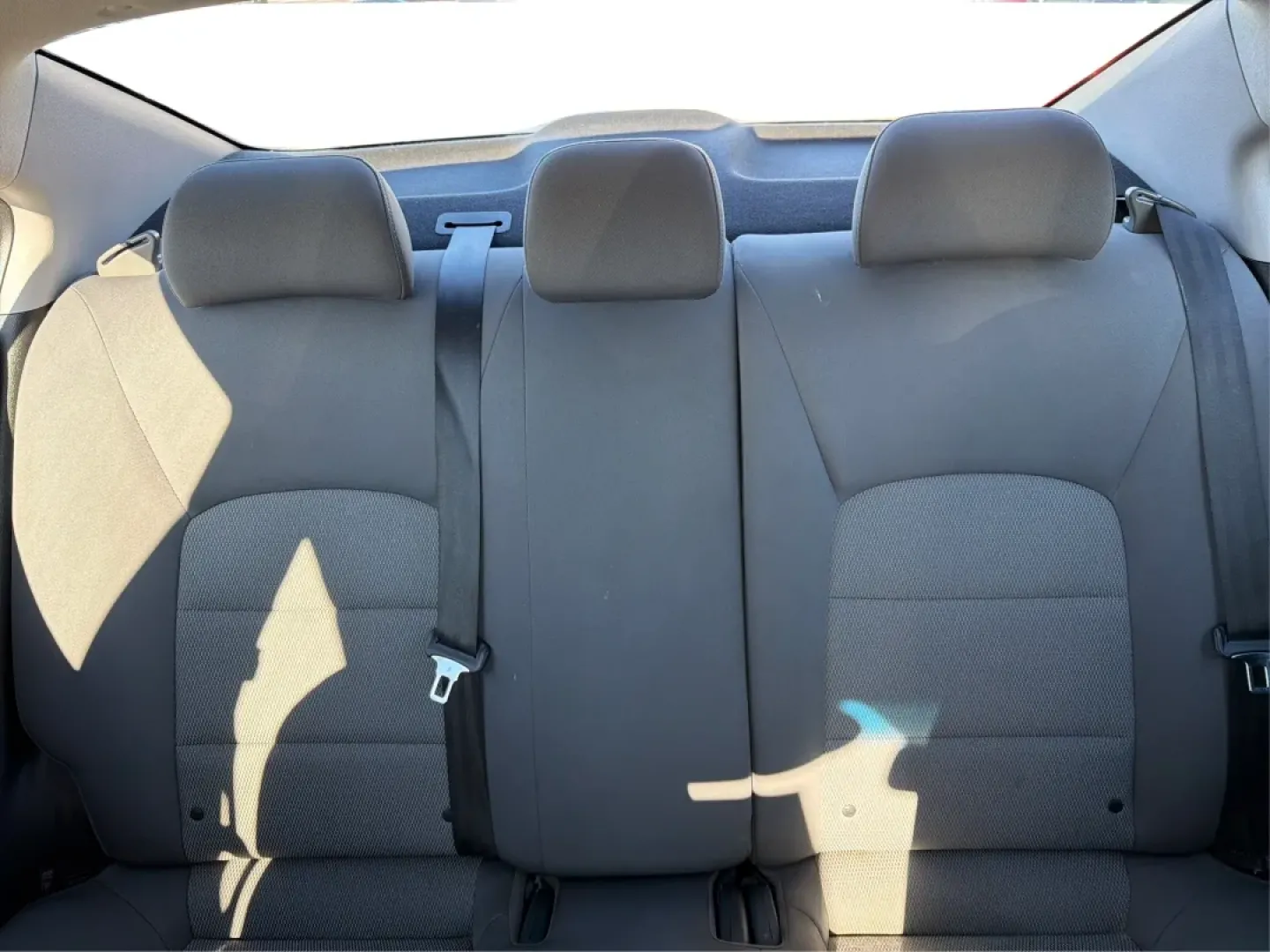 2018 Kia Forte LX (3KPFK4A72JE) with an 2L I-4 DOHC engine, 6M transmission, located at 1230 East Main St, Xenia, OH, 45385, (937) 908-9800, 39.688026, -83.910172 - ### Drive into Adventure with the 2018 Kia Forte LX at Advantage Car and Credit - Xenia!<br /> <br /> Are you ready to elevate your daily commute or weekend getaway? The 2018 Kia Forte LX, available now at Advantage Car and Credit in Xenia, OH, is the perfect vehicle for both the budget-conscious bu - Photo#14