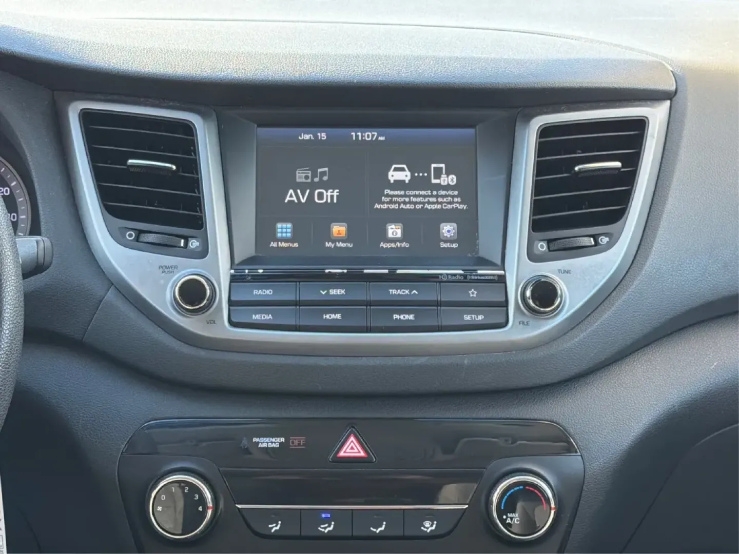 2018 Hyundai Tucson SEL (KM8J3CA43JU) with an Nu 2L I-4 gasoline direct injection engine, located at 8750 N County Rd 25A, Piqua, OH, 45356, (937) 908-9800, 40.164391, -84.232513 - Are you ready to elevate your adventures? Whether you're a growing family in need of a reliable SUV or a commuter looking for comfort on long drives, this 2018 Hyundai Tucson SEL is your ticket to a life filled with experiences. Discover the perfect blend of performance, safety, and technology at Ad - Photo#13