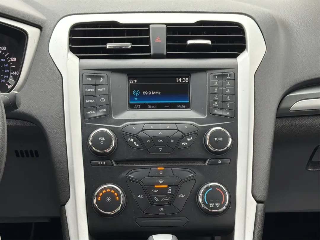 2014 Ford Fusion S (3FA6P0G70ER) with an 2.5L L4 DOHC 16V engine, located at 1951 S Dayton Lakeview Rd., New Carlisle, OH, 45344, (937) 908-9800, 39.890999, -84.050255 - **Discover a New Level of Comfort and Style with the 2014 Ford Fusion at Advantage Car and Credit!**<br /> <br /> Are you on the hunt for a reliable sedan that perfectly balances style, efficiency, and comfort? Look no further than the 2014 Ford Fusion, available now at Advantage Car and Credit in N - Photo#13