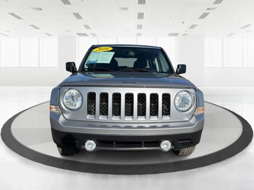 2016 Jeep Patriot High Altitude Edition (1C4NJRFB2GD) with an 2.4L I-4 DOHC engine, located at 401 Woodman Dr, Riverside, OH, 45431, (937) 908-9800, 39.760899, -84.123421 - **Adventure Awaits with the 2016 Jeep Patriot High Altitude Edition!**<br /> <br /> Are you ready to embrace the outdoors and transform your daily commute into an exciting journey? The 2016 Jeep Patriot High Altitude Edition is here at Advantage Car and Credit in Riverside, OH, where you can experie - Photo#7