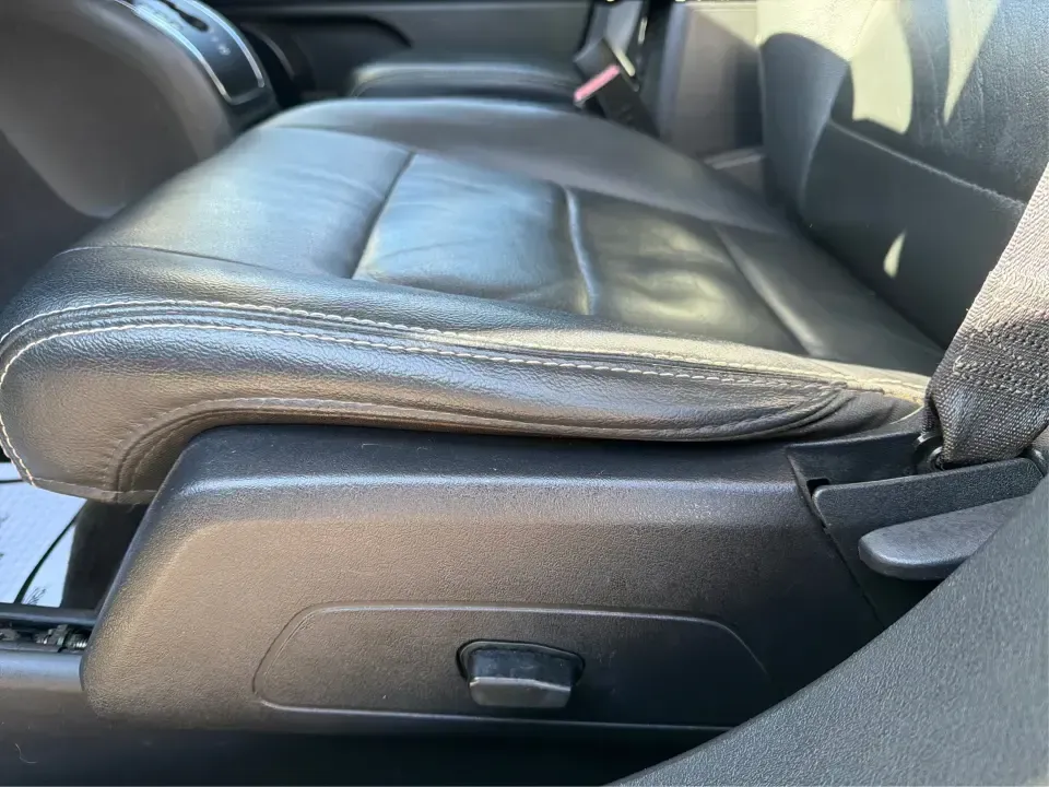 2016 Jeep Patriot Latitude 4WD (1C4NJRFB2GD) with an 2.4L L4 DOHC 16V engine, Automatic transmission, located at 401 Woodman Dr, Riverside, OH, 45431, (937) 908-9800, 39.760899, -84.123421 - Weekend trailheads, snowy school runs, and everyday commuting around the Miami Valley all feel easier when you've got an SUV that's sized right, confident in rough weather, and comfortable for five. This 2016 Jeep Patriot Latitude 4WD is a smart pick for drivers who want Jeep practicality without th- Photo#17