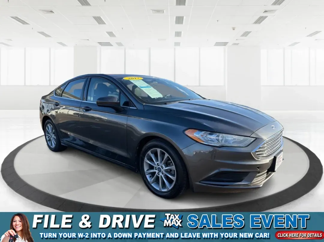 2017 Ford Fusion SE (3FA6P0H78HR) with an 2.5L L4 DOHC 16V engine, 6A transmission, located at 880 E. National Road, Vandalia, OH, 45377, (937) 908-9800, 39.891918, -84.183594 - **Discover Your Next Adventure with the 2017 Ford Fusion SE at Advantage Car and Credit - Troy!**<br /> <br /> Are you ready to elevate your daily commute or embark on weekend getaways with confidence? The 2017 Ford Fusion SE, available now at Advantage Car and Credit in Troy, OH, is designed for th - Photo#0