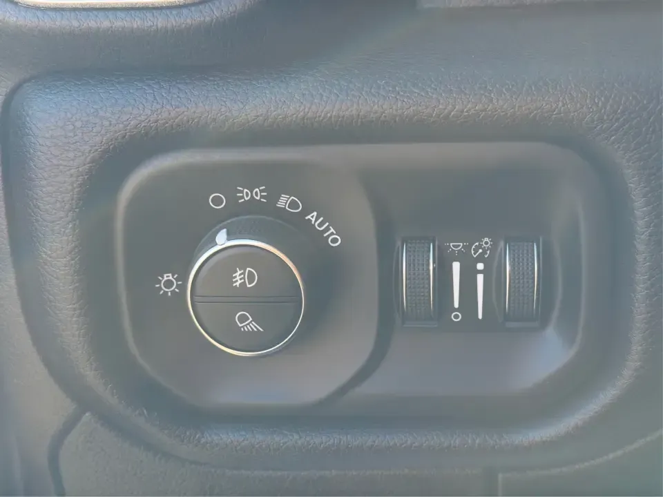 2019 Ram 1500 Big Horn/Lone Star Crew Cab 4x4 5'7 Box (1C6SRFFT2KN) with an 5.7L V8 OHV 16V engine, 8A transmission, located at 880 E. National Road, Vandalia, OH, 45377, (937) 908-9800, 39.891918, -84.183594 - **Experience the Ultimate Adventure with the 2019 Ram 1500 Big Horn/Lone Star Crew Cab 4x4!**<br /> <br /> If you're searching for a truck that seamlessly blends rugged capability with everyday practicality, look no further than the 2019 Ram 1500 Big Horn/Lone Star Crew Cab 4x4, available now at Adv - Photo#16