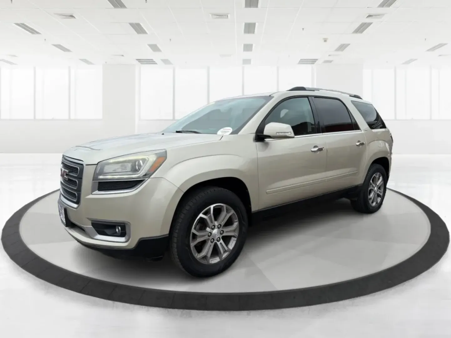 2014 GMC Acadia SLT-1 (1GKKVRKDXEJ) with an 3.6L V-6 gasoline direct injection engine, located at 8750 N County Rd 25A, Piqua, OH, 45356, (937) 908-9800, 40.164391, -84.232513 - **Discover Your Adventure with the 2014 GMC Acadia SLT-1 at Advantage Car and Credit - Piqua!**<br /> <br /> Are you ready for your next family road trip or weekend adventure? The 2014 GMC Acadia SLT-1 is the perfect SUV to elevate your lifestyle, combining spacious comfort and advanced features to - Photo#8