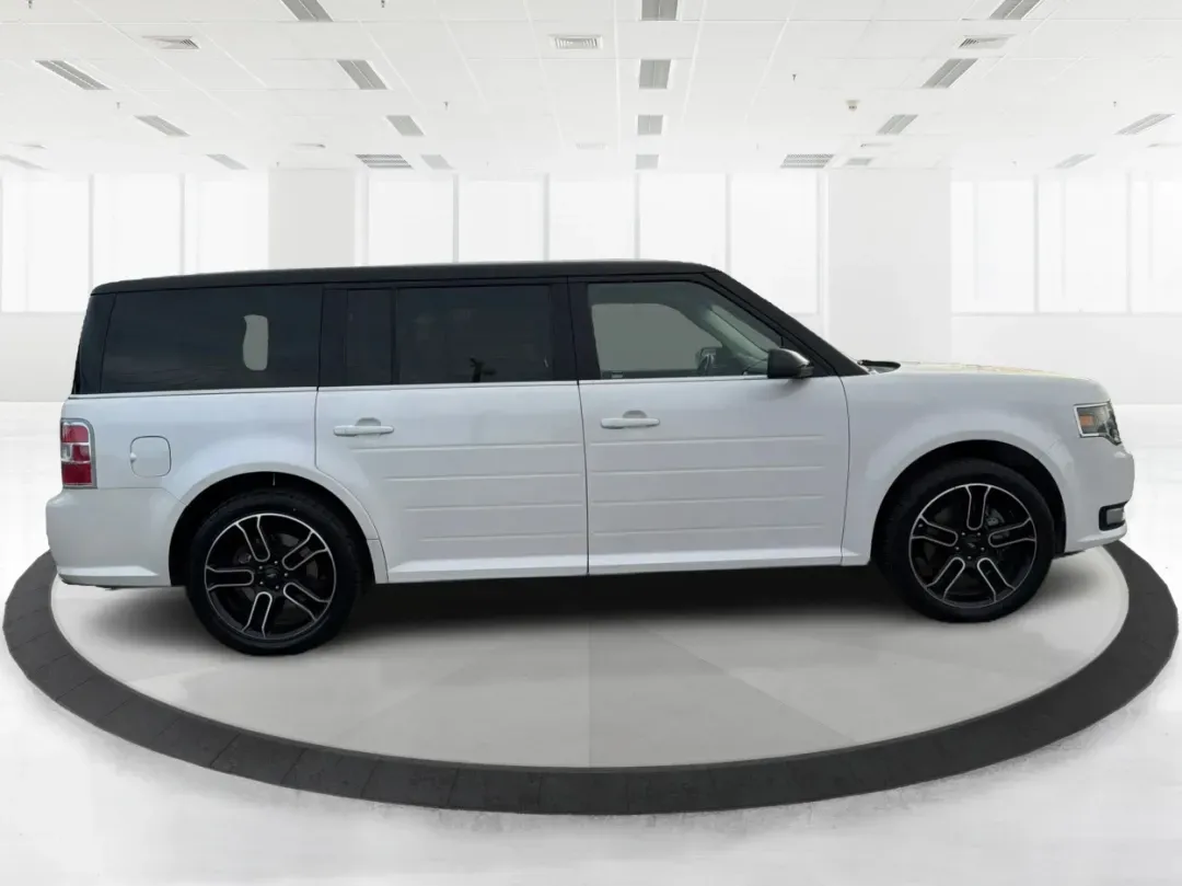2014 Ford Flex SEL (2FMGK5C83EB) with an 3.5L V-6 DOHC engine, located at 401 Woodman Dr, Riverside, OH, 45431, (937) 908-9800, 39.760899, -84.123421 - **Explore the Open Road with Confidence: 2014 Ford Flex SEL at Advantage Car and Credit**<br /> <br /> Are you searching for the perfect vehicle to accommodate your active lifestyle? Look no further! The 2014 Ford Flex SEL is not just a car; it's a gateway to unforgettable family road trips, weekend - Photo#1