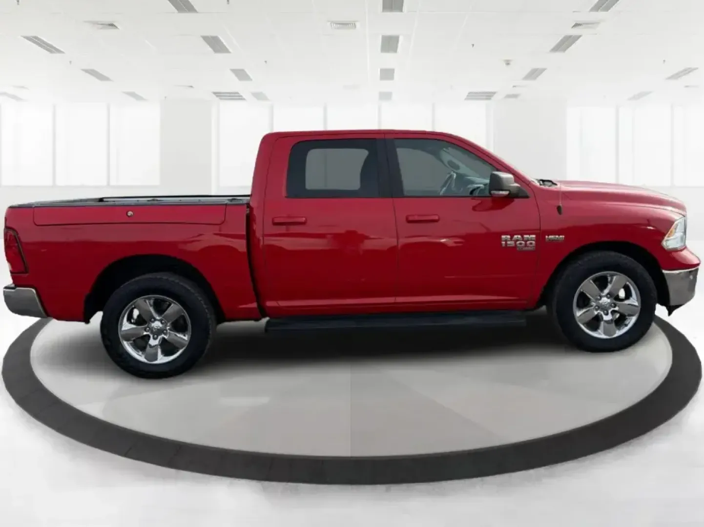 2019 Ram 1500 Big Horn Crew Cab 4x4 5'7 Box (1C6RR7LT5KS) with an HEMI 5.7L V-8 variable valve control engine, 8A transmission, located at 1951 S Dayton Lakeview Rd., New Carlisle, OH, 45344, (937) 908-9800, 39.890999, -84.050255 - **Hit the Road with Confidence: Your 2019 Ram 1500 Awaits at Advantage Car and Credit!**<br /> <br /> Are you ready to elevate your adventures, whether you're hauling gear for a weekend getaway or tackling daily commutes? Look no further than the stunning **2019 Ram 1500 Big Horn Crew Cab** availabl - Photo#1