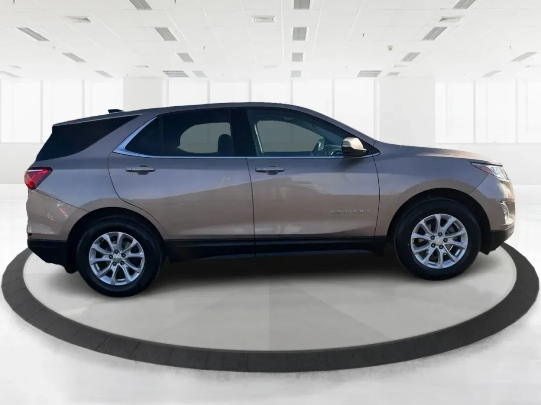2018 Chevrolet Equinox LT (3GNAXJEV9JL) with an 1.5L I-4 gasoline direct injection engine, located at 4508 South Dixie Dr, Moraine, OH, 45439, (937) 908-9800, 39.689976, -84.218452 - Experience the perfect balance of style, comfort, and functionality with the 2018 Chevrolet Equinox LT, available now at Advantage Car and Credit in Moraine, OH. This SUV is not just a vehicle; it's your companion for weekend getaways, school runs, and daily commutes. With a spacious interior design - Photo#1