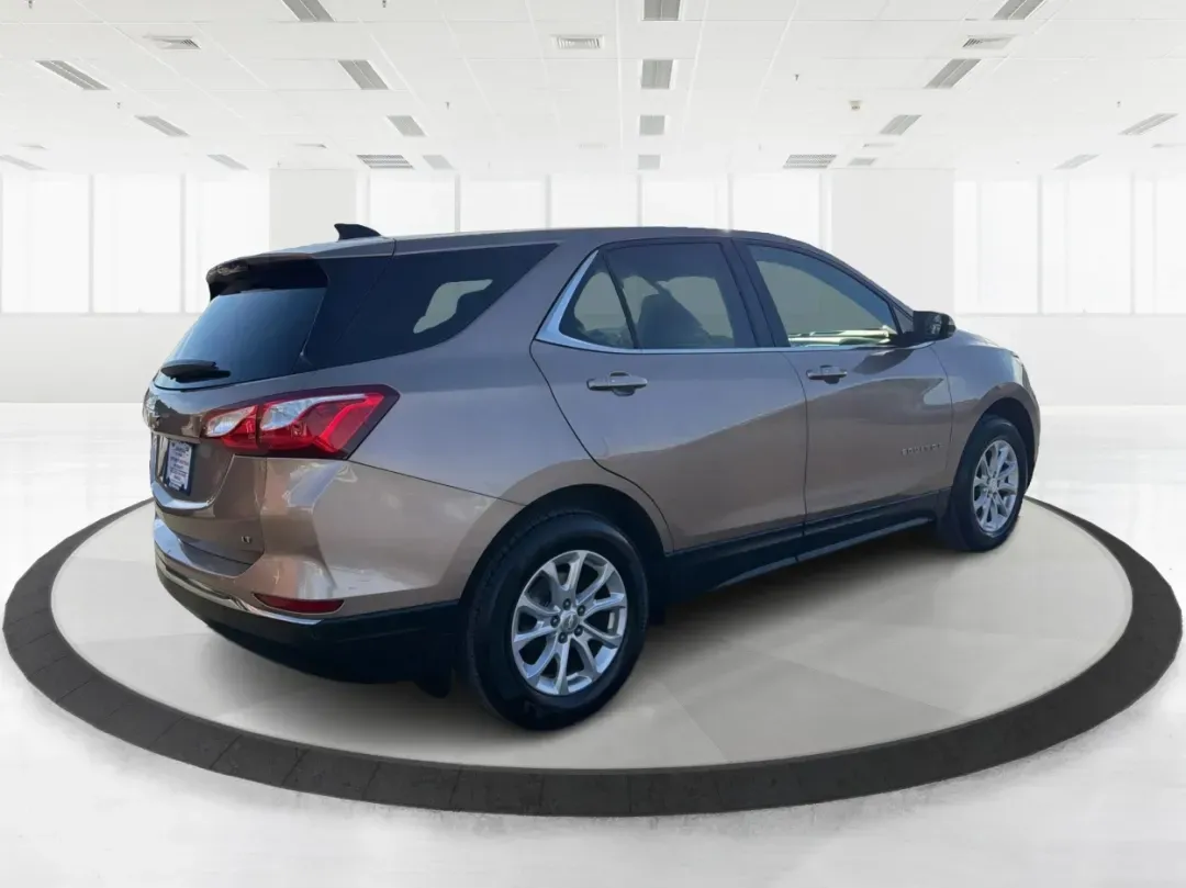 2018 Chevrolet Equinox LT (3GNAXJEV9JL) with an 1.5L I-4 gasoline direct injection engine, located at 4508 South Dixie Dr, Moraine, OH, 45439, (937) 908-9800, 39.689976, -84.218452 - Experience the perfect balance of style, comfort, and functionality with the 2018 Chevrolet Equinox LT, available now at Advantage Car and Credit in Moraine, OH. This SUV is not just a vehicle; it's your companion for weekend getaways, school runs, and daily commutes. With a spacious interior design - Photo#2