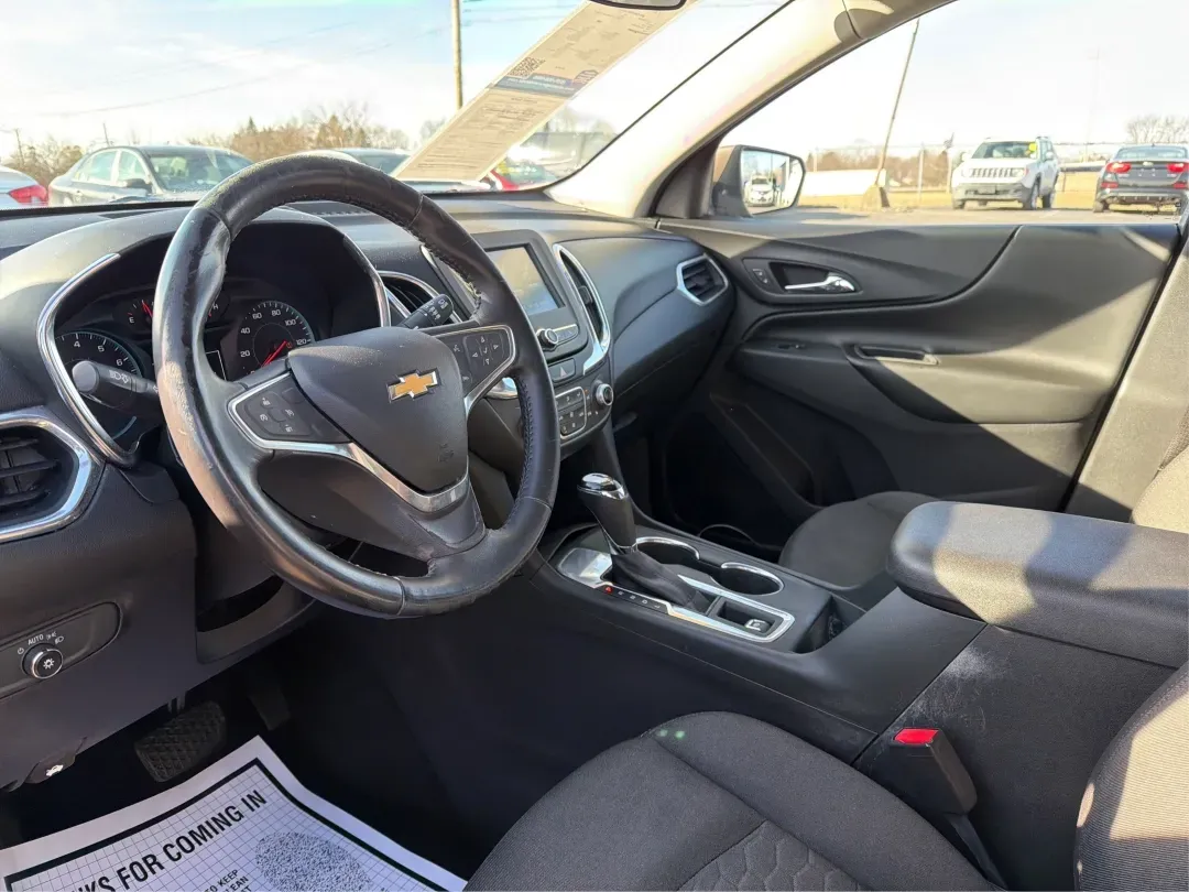 2018 Chevrolet Equinox LT (3GNAXJEV9JL) with an 1.5L I-4 gasoline direct injection engine, located at 4508 South Dixie Dr, Moraine, OH, 45439, (937) 908-9800, 39.689976, -84.218452 - Experience the perfect balance of style, comfort, and functionality with the 2018 Chevrolet Equinox LT, available now at Advantage Car and Credit in Moraine, OH. This SUV is not just a vehicle; it's your companion for weekend getaways, school runs, and daily commutes. With a spacious interior design - Photo#9