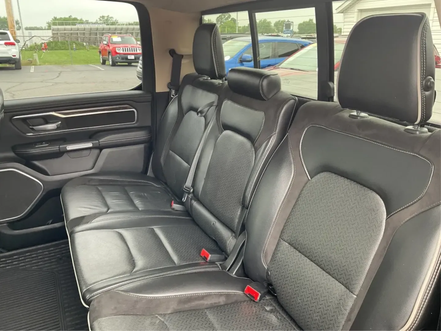2019 Ram 1500 Laramie Crew Cab SWB 4WD (1C6SRFJT5KN) with an 5.7L V8 OHV 16V engine, 8-Speed Automatic transmission, located at 1951 S Dayton Lakeview Rd., New Carlisle, OH, 45344, (937) 908-9800, 39.890999, -84.050255 - **Unleash Your Adventures with the 2019 Ram 1500 Laramie Crew Cab Perfect for Work and Play!**<br /> <br /> Are you ready to elevate your daily driving experience? Look no further than this stunning 2019 Ram 1500 Laramie Crew Cab, a vehicle designed to enhance your lifestyle whether you're commutin - Photo#10