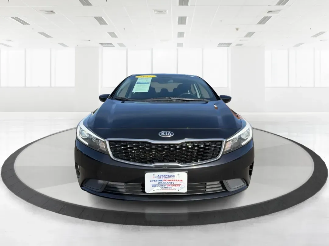 2017 Kia Forte LX (3KPFK4A79HE) with an 2L I-4 DOHC engine, located at 1184 Kauffman Ave, Fairborn, OH, 45324, (937) 908-9800, 39.807072, -84.030914 - Looking for an affordable and reliable vehicle that fits seamlessly into your everyday life? Look no further than the 2017 Kia Forte LX, available now at Advantage Car and Credit in Fairborn, OH. Whether you're commuting to work, shuttling the kids around, or heading out for weekend adventures, this - Photo#7