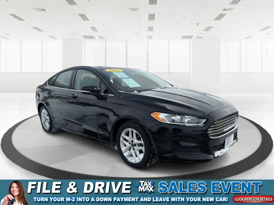 2015 Ford Fusion SE (3FA6P0H78FR) with an Other engine, located at 4508 South Dixie Dr, Moraine, OH, 45439, (937) 908-9800, 39.689976, -84.218452 - Discover the perfect blend of style, comfort, and reliability with this stunning 2015 Ford Fusion SE, available now at Advantage Car and Credit in Moraine, OH! Whether you're commuting to work, shuttling kids to school, or embarking on weekend adventures, this sleek sedan is designed to fit seamless - Photo#0