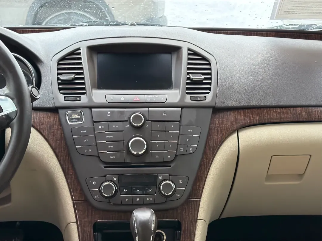 2013 Buick Regal Turbo - Premium 1 (2G4GS5EV0D9) with an ECOTEC 2L I-4 gasoline direct injection engine, located at 1951 S Dayton Lakeview Rd., New Carlisle, OH, 45344, (937) 908-9800, 39.890999, -84.050255 - **Experience Luxury and Performance with the 2013 Buick Regal Turbo - Premium 1 at Advantage Car and Credit in New Carlisle!**<br /> <br /> If you're looking for a versatile sedan that combines luxury, performance, and affordability, the 2013 Buick Regal Turbo - Premium 1 is the perfect fit for you. - Photo#13