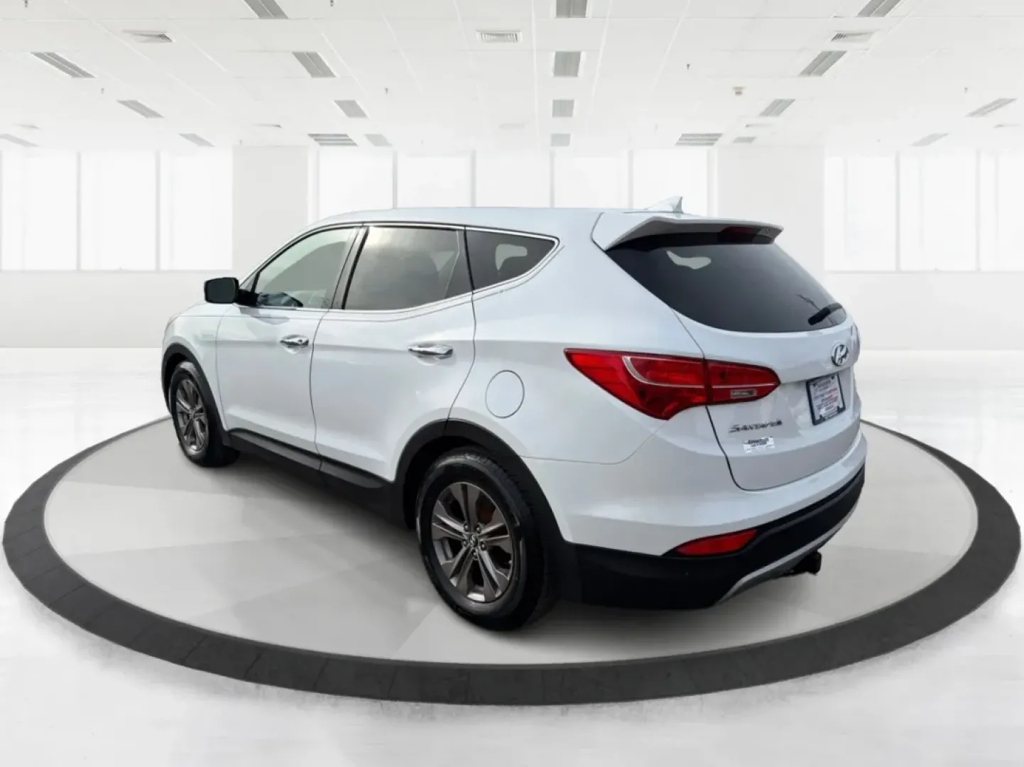 2013 Hyundai Santa Fe Sport (5XYZT3LB2DG) with an Theta II 2.4L I-4 gasoline direct injection engine, 6-Speed Automatic transmission, located at 1184 Kauffman Ave, Fairborn, OH, 45324, (937) 908-9800, 39.807072, -84.030914 - **Adventure Awaits: Drive the 2013 Hyundai Santa Fe Sport in Fairborn, OH!**<br /> <br /> Are you ready to elevate your lifestyle while enjoying the freedom of the open road? Look no further than the stunning 2013 Hyundai Santa Fe Sport, available now at Advantage Car and Credit in Fairborn, OH! Thi - Photo#4