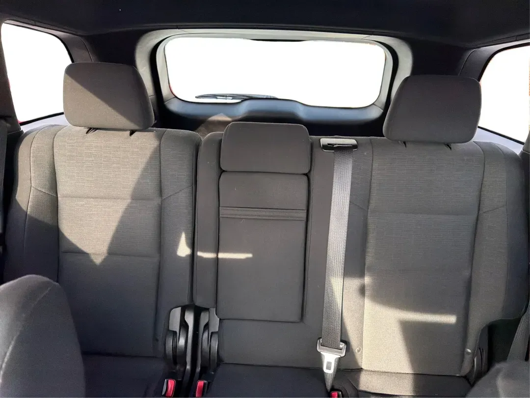 2016 Jeep Grand Cherokee Laredo (1C4RJFAG7GC) with an Pentastar 3.6L V-6 DOHC engine, located at 1230 East Main St, Xenia, OH, 45385, (937) 908-9800, 39.688026, -83.910172 - ### Experience Adventure in Comfort with the 2016 Jeep Grand Cherokee Laredo <br /> <br /> If you're seeking a vehicle that can handle everything from daily commutes to weekend getaways, look no further than the 2016 Jeep Grand Cherokee Laredo. This robust SUV is perfect for both adventurous spirits - Photo#14