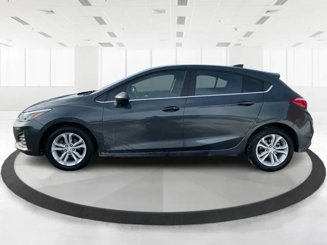 2019 Chevrolet Cruze LT (3G1BE6SM6KS) with an 1.4L I-4 gasoline direct injection engine, located at 1184 Kauffman Ave, Fairborn, OH, 45324, (937) 908-9800, 39.807072, -84.030914 - ### Explore Life in Style with the 2019 Chevrolet Cruze LT Hatchback Perfect for Every Journey!<br /> <br /> Are you ready to elevate your daily commute or weekend adventures? The 2019 Chevrolet Cruze LT Hatchback offers a blend of efficiency, comfort, and style that suits a variety of lifestyles. - Photo#5