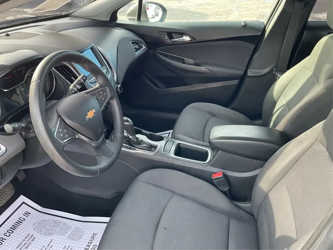2019 Chevrolet Cruze LT (3G1BE6SM6KS) with an 1.4L I-4 gasoline direct injection engine, located at 1184 Kauffman Ave, Fairborn, OH, 45324, (937) 908-9800, 39.807072, -84.030914 - ### Explore Life in Style with the 2019 Chevrolet Cruze LT Hatchback Perfect for Every Journey!<br /> <br /> Are you ready to elevate your daily commute or weekend adventures? The 2019 Chevrolet Cruze LT Hatchback offers a blend of efficiency, comfort, and style that suits a variety of lifestyles. - Photo#9
