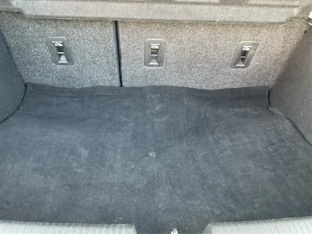 2019 Chevrolet Cruze LT (3G1BE6SM6KS) with an 1.4L I-4 gasoline direct injection engine, located at 1184 Kauffman Ave, Fairborn, OH, 45324, (937) 908-9800, 39.807072, -84.030914 - ### Explore Life in Style with the 2019 Chevrolet Cruze LT Hatchback Perfect for Every Journey!<br /> <br /> Are you ready to elevate your daily commute or weekend adventures? The 2019 Chevrolet Cruze LT Hatchback offers a blend of efficiency, comfort, and style that suits a variety of lifestyles. - Photo#12