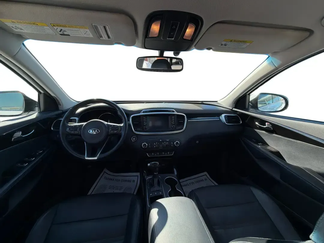 2018 Kia Sorento 2.0T EX (5XYPHDA11JG) with an 2L I-4 gasoline direct injection engine, 6A transmission, located at 8750 N County Rd 25A, Piqua, OH, 45356, (937) 908-9800, 40.164391, -84.232513 - Experience the freedom of adventure with the 2018 Kia Sorento EX, available at Advantage Car and Credit in Vandalia, OH! This SUV is not just a vehicle; it's a companion for families, commuters, and weekend explorers alike. With its robust features and versatile design, the Sorento is perfect for ev - Photo#21