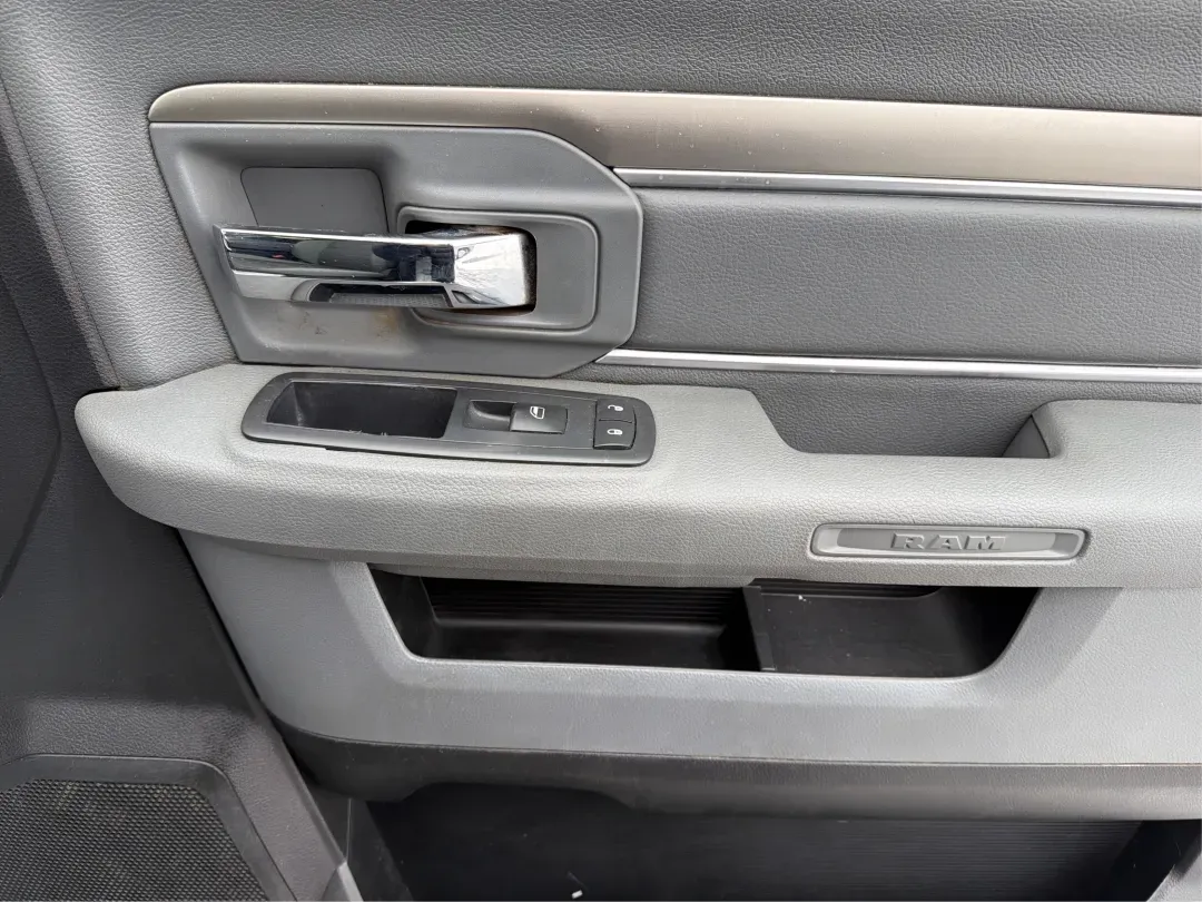 2016 Ram 1500 Big Horn (3C6RR7LT1GG) with an HEMI 5.7L V-8 variable valve control engine, located at 8750 N County Rd 25A, Piqua, OH, 45356, (937) 908-9800, 40.164391, -84.232513 - ### Unleash Your Adventurous Spirit with the 2016 Ram 1500 Big Horn at Advantage Car and Credit - Piqua!<br /> <br /> Are you searching for the perfect truck that seamlessly combines power, comfort, and reliability for your next weekend getaway or daily commute? Look no further than the 2016 Ram 150 - Photo#19