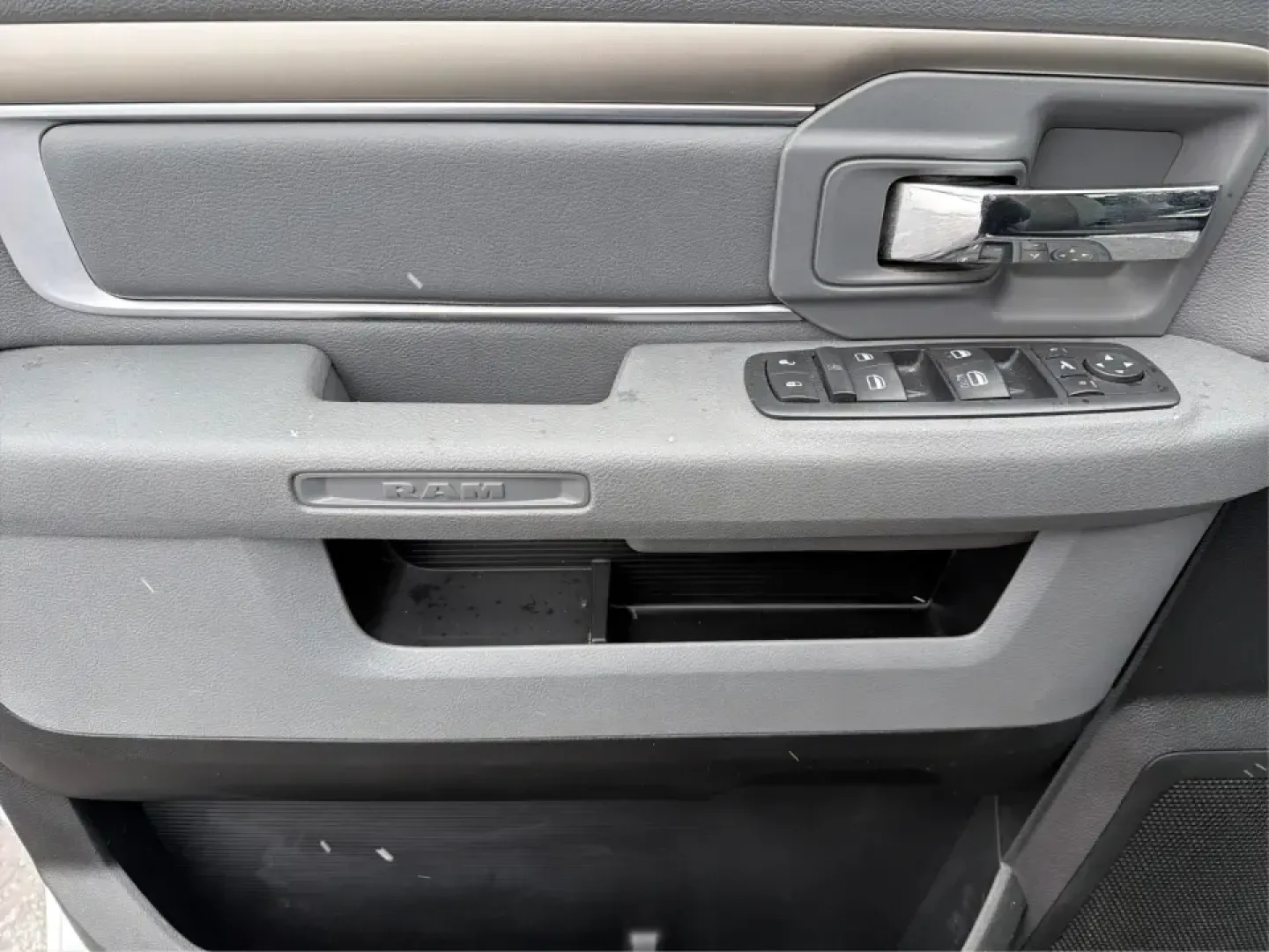 2016 Ram 1500 Big Horn (3C6RR7LT1GG) with an HEMI 5.7L V-8 variable valve control engine, 6A transmission, located at 8750 N County Rd 25A, Piqua, OH, 45356, (937) 908-9800, 40.164391, -84.232513 - ### Unleash Your Adventurous Spirit with the 2016 Ram 1500 Big Horn at Advantage Car and Credit - Piqua!<br /> <br /> Are you searching for the perfect truck that seamlessly combines power, comfort, and reliability for your next weekend getaway or daily commute? Look no further than the 2016 Ram 150 - Photo#18