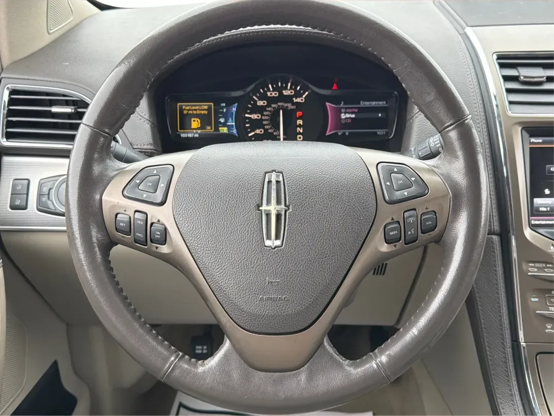 2011 Lincoln MKX Base (2LMDJ6JK8BB) with an Other engine, located at 8750 N County Rd 25A, Piqua, OH, 45356, (937) 908-9800, 40.164391, -84.232513 - **Discover Comfort and Style with This 2011 Lincoln MKX at Advantage Car and Credit - Piqua!**<br /> <br /> Are you in the market for a vehicle that perfectly combines luxury, comfort, and versatility? Look no further! The 2011 Lincoln MKX is the ideal choice for growing families, busy professionals - Photo#16