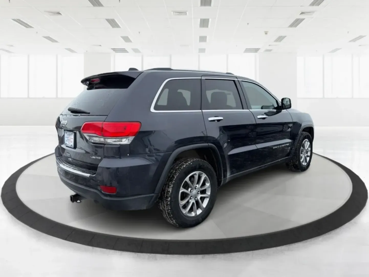 2015 Jeep Grand Cherokee Limited (1C4RJFBG1FC) with an Other engine, located at 1099 N County Rd 25A, Troy, OH, 45373, (937) 908-9800, 40.057079, -84.212883 - Are you ready to elevate your driving experience? Whether you're tackling the daily commute, embarking on family road trips, or exploring off-the-beaten-path adventures, the 2015 Jeep Grand Cherokee Limited is your ultimate companion. This rugged yet refined SUV combines luxury and functionality, ma - Photo#2
