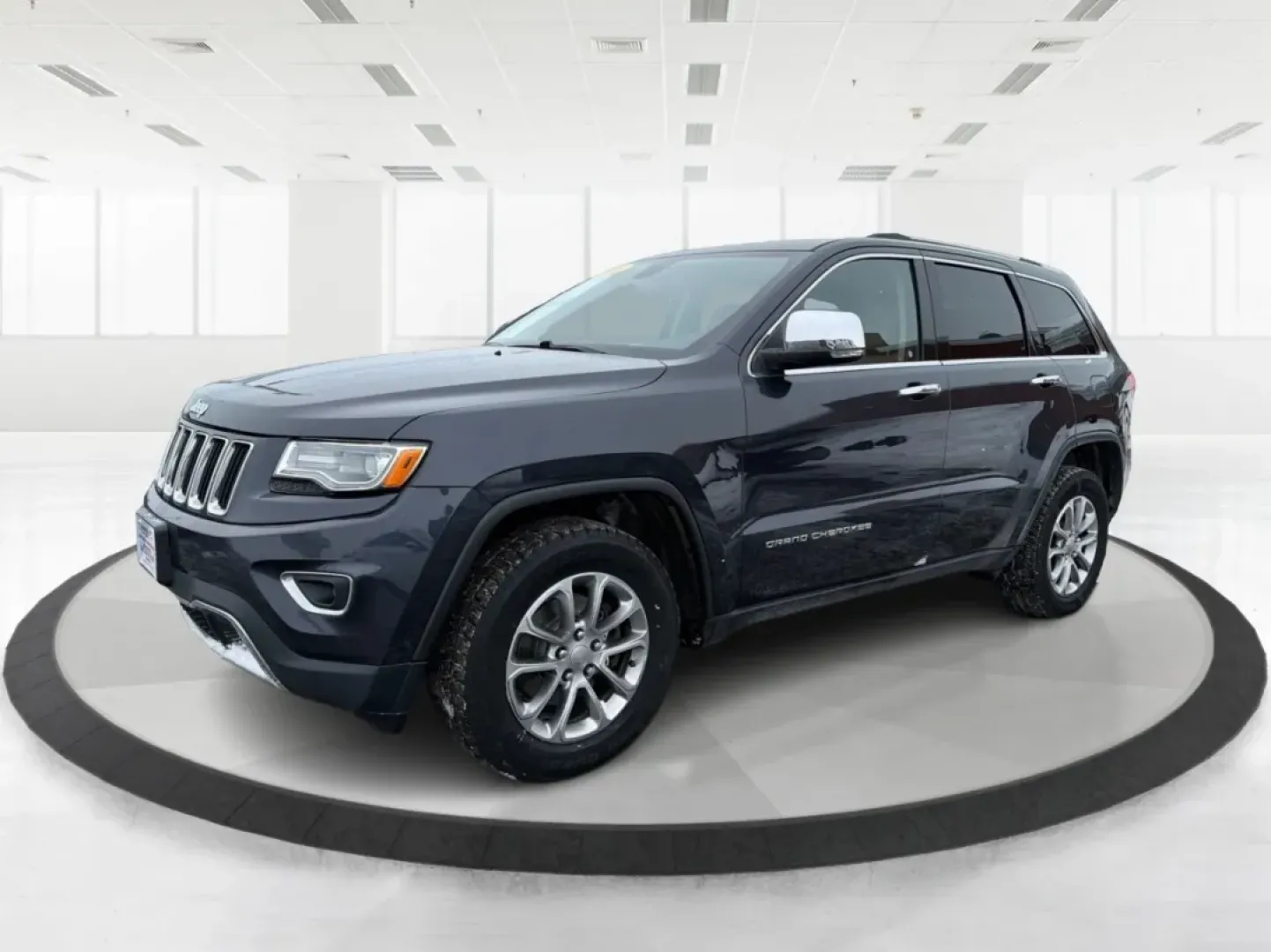 2015 Jeep Grand Cherokee Limited (1C4RJFBG1FC) with an Other engine, located at 1099 N County Rd 25A, Troy, OH, 45373, (937) 908-9800, 40.057079, -84.212883 - Are you ready to elevate your driving experience? Whether you're tackling the daily commute, embarking on family road trips, or exploring off-the-beaten-path adventures, the 2015 Jeep Grand Cherokee Limited is your ultimate companion. This rugged yet refined SUV combines luxury and functionality, ma - Photo#8