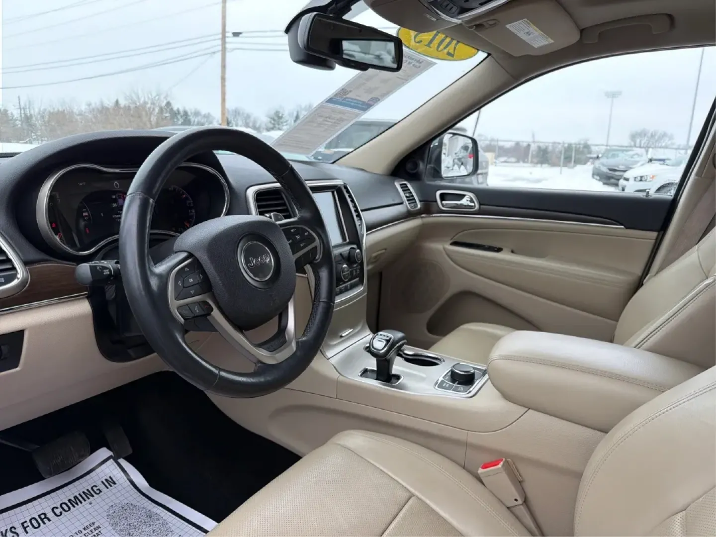 2015 Jeep Grand Cherokee Limited (1C4RJFBG1FC) with an Other engine, located at 1099 N County Rd 25A, Troy, OH, 45373, (937) 908-9800, 40.057079, -84.212883 - Are you ready to elevate your driving experience? Whether you're tackling the daily commute, embarking on family road trips, or exploring off-the-beaten-path adventures, the 2015 Jeep Grand Cherokee Limited is your ultimate companion. This rugged yet refined SUV combines luxury and functionality, ma - Photo#9