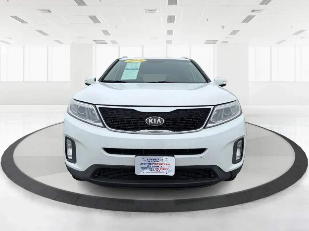2014 Kia Sorento LX (5XYKT3A64EG) with an 2.4L I-4 gasoline direct injection engine, located at 1099 N County Rd 25A, Troy, OH, 45373, (937) 908-9800, 40.057079, -84.212883 - **Discover the 2014 Kia Sorento LX: Your Family's Perfect Adventure Companion!**<br /> <br /> Are you searching for a reliable SUV that effortlessly blends comfort, style, and functionality? Look no further than the 2014 Kia Sorento LX, available at Advantage Car and Credit in Troy, OH. This spaciou - Photo#7