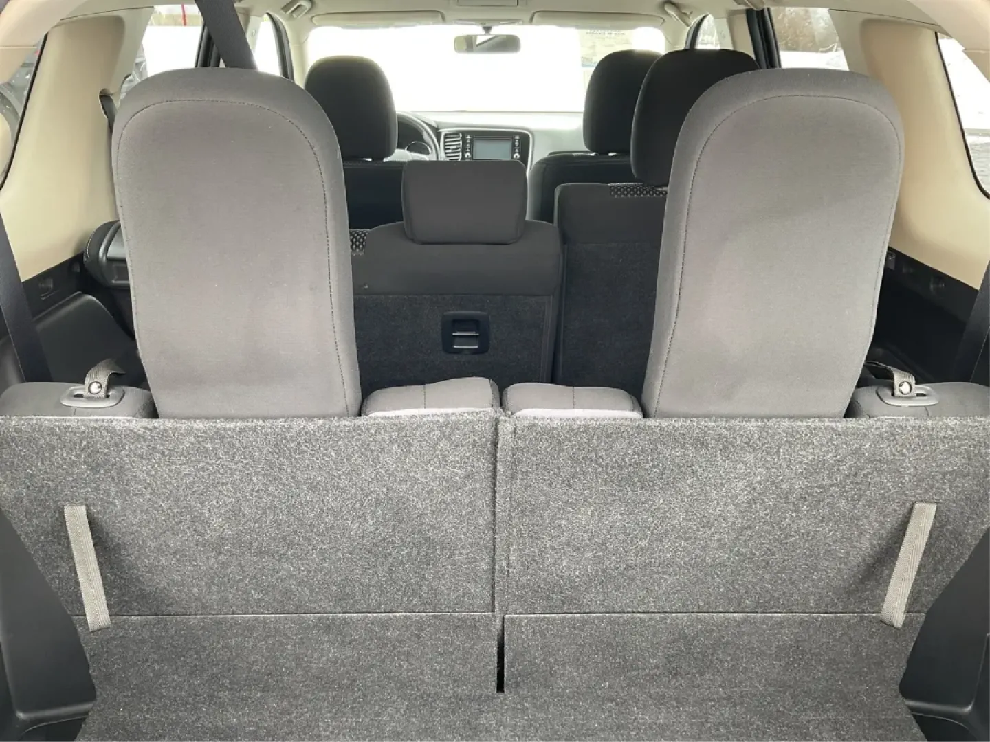 2017 Mitsubishi Outlander ES (JA4AD2A35HZ) with an 2.4L I-4 variable valve control engine, located at 1184 Kauffman Ave, Fairborn, OH, 45324, (937) 908-9800, 39.807072, -84.030914 - 2017 Mitsubishi Outlander ES - Photo#12