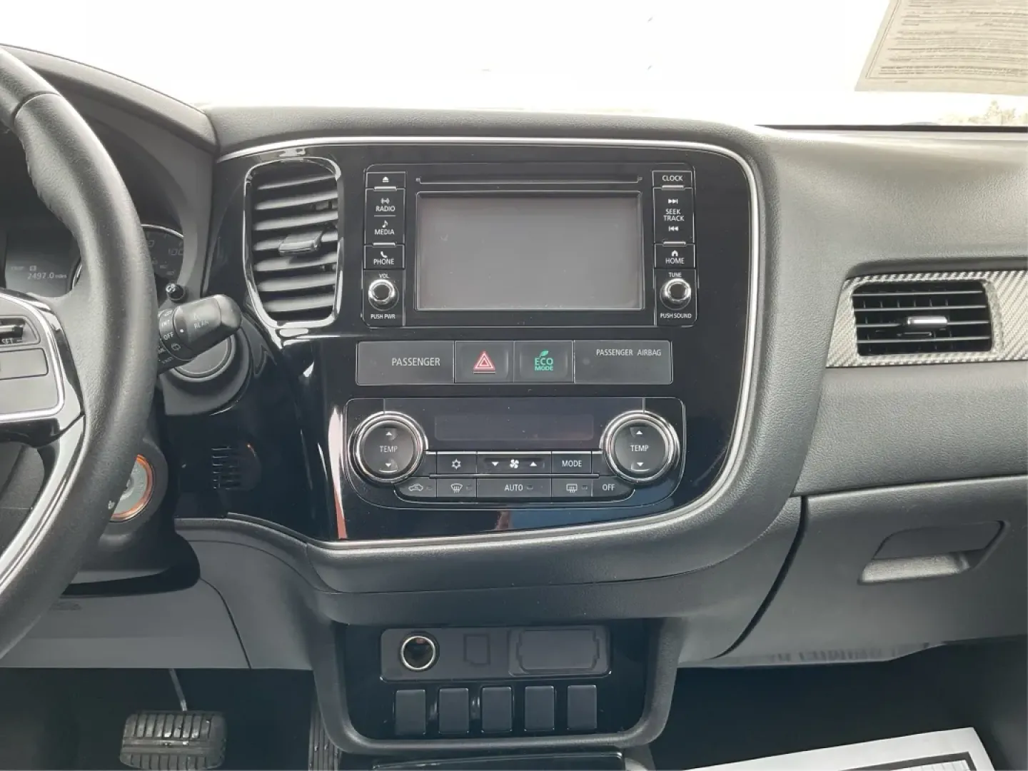 2017 Mitsubishi Outlander ES (JA4AD2A35HZ) with an 2.4L I-4 variable valve control engine, located at 1184 Kauffman Ave, Fairborn, OH, 45324, (937) 908-9800, 39.807072, -84.030914 - 2017 Mitsubishi Outlander ES - Photo#13