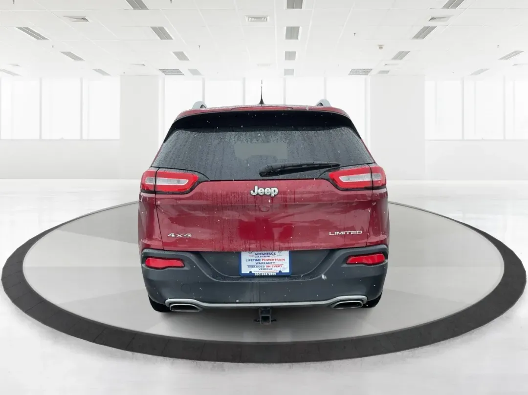 2015 Jeep Cherokee Limited (1C4PJMDS8FW) with an Other engine, located at 1184 Kauffman Ave, Fairborn, OH, 45324, (937) 908-9800, 39.807072, -84.030914 - Need a dependable SUV that can handle Ohio weather, busy commutes, and spontaneous weekend escapes without draining your budget? This 2015 Jeep Cherokee Limited 4WD in Deep Cherry Red Crystal Pearlcoat is built for real life in Fairborn-whether you're shuttling kids to activities, commuting toward W - Photo#3