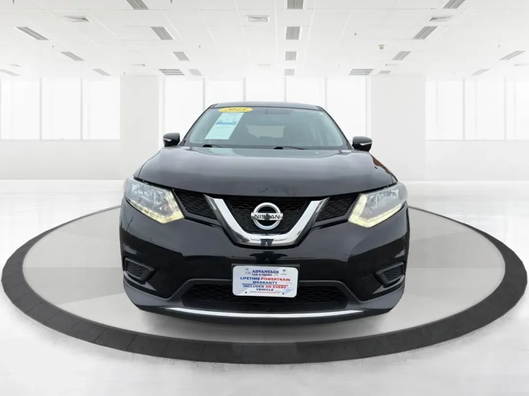 2015 Nissan Rogue S (KNMAT2MV8FP) with an 2.5L I-4 DOHC engine, located at 880 E. National Road, Vandalia, OH, 45377, (937) 908-9800, 39.891918, -84.183594 - **Discover Your Next Adventure with the 2015 Nissan Rogue at Advantage Car and Credit - Vandalia!**<br /> <br /> Are you ready to elevate your driving experience? Whether you're a growing family in need of a reliable vehicle, a commuter craving comfort, or an adventure-seeker looking for your next r - Photo#7