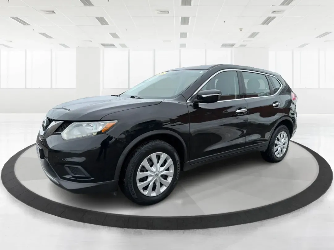 2015 Nissan Rogue S (KNMAT2MV8FP) with an 2.5L I-4 DOHC engine, located at 880 E. National Road, Vandalia, OH, 45377, (937) 908-9800, 39.891918, -84.183594 - **Discover Your Next Adventure with the 2015 Nissan Rogue at Advantage Car and Credit - Vandalia!**<br /> <br /> Are you ready to elevate your driving experience? Whether you're a growing family in need of a reliable vehicle, a commuter craving comfort, or an adventure-seeker looking for your next r - Photo#8