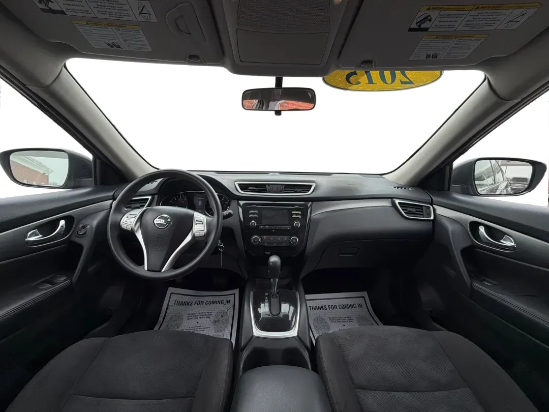 2015 Nissan Rogue S (KNMAT2MV8FP) with an 2.5L I-4 DOHC engine, located at 880 E. National Road, Vandalia, OH, 45377, (937) 908-9800, 39.891918, -84.183594 - **Discover Your Next Adventure with the 2015 Nissan Rogue at Advantage Car and Credit - Vandalia!**<br /> <br /> Are you ready to elevate your driving experience? Whether you're a growing family in need of a reliable vehicle, a commuter craving comfort, or an adventure-seeker looking for your next r - Photo#19