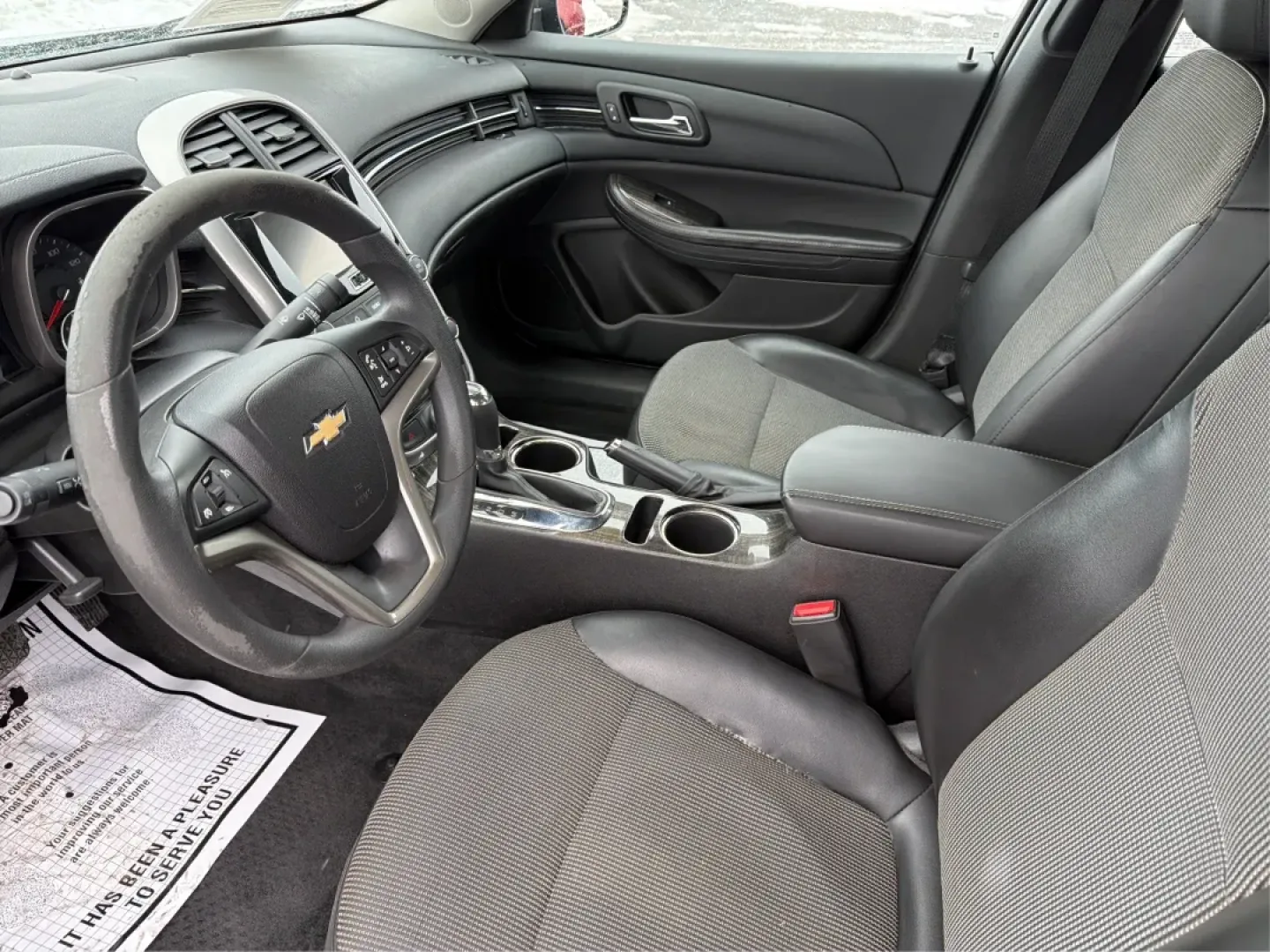 2015 Chevrolet Malibu 1LT (1G11C5SL8FF) with an ECOTEC 2.5L I-4 gasoline direct injection engine, located at 4508 South Dixie Dr, Moraine, OH, 45439, (937) 908-9800, 39.689976, -84.218452 - Need a dependable sedan for the daily commute down I75, school drop-offs near West Carrollton, or quick errands along South Dixie Drive-without the stress of traditional bank hurdles? This 2015 Chevrolet Malibu 1LT is a smart, comfortable choice for real life in the Dayton area, offering efficient p - Photo#9